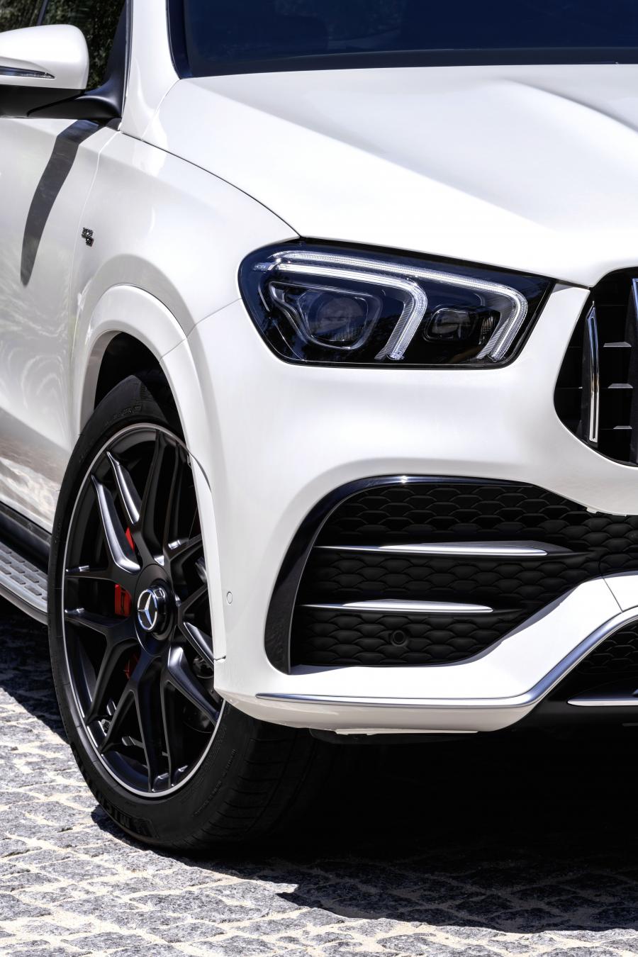 Детали экстерьера Mercedes-AMG GLE53 4Matic+ Coupe (C167) 2019 года  (WW) (фото 28 из 99)